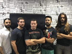 Heavy metal e os riffs pesados da banda Piece of Maiden