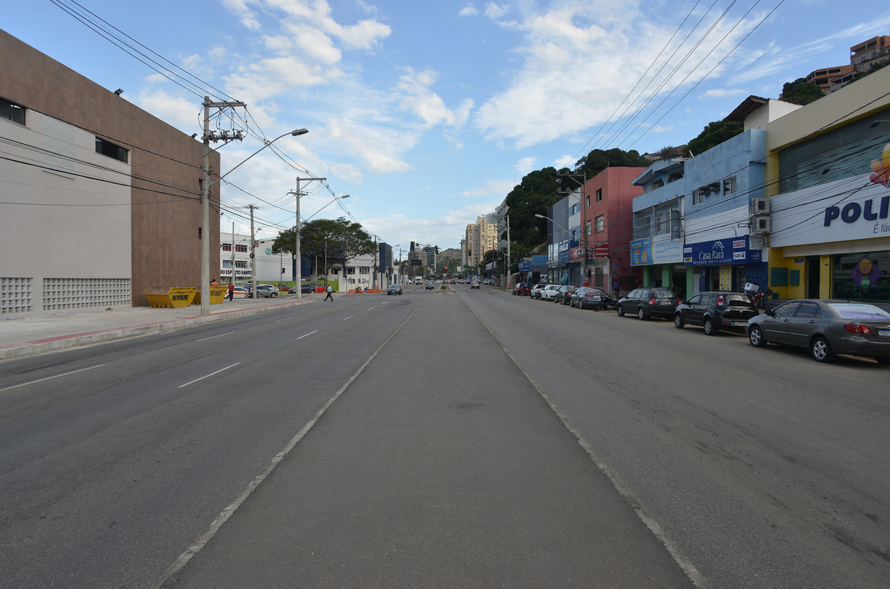 Avenida Leitão da Silva após obras de melhorias. Foto: Chico Guedes