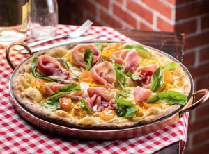 Pizza "Montanara", da Forneria Preferito