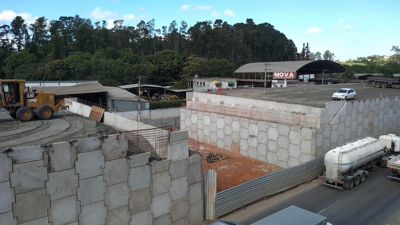 Obras BR-101 em Viana
