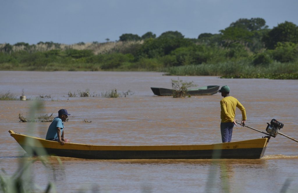 Rio Doce foi atingido pela lama de Mariana. Foto: Chico Guedes