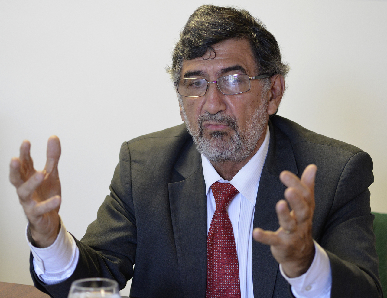 reitor da Ufes e presidente da Andifes, Reinaldo Centoducatte