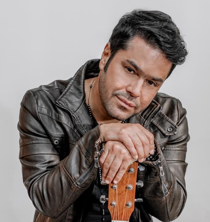 Cantor Cristian Greik