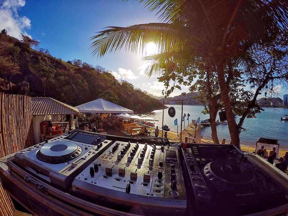Love Sessions, Nook Beach Club
