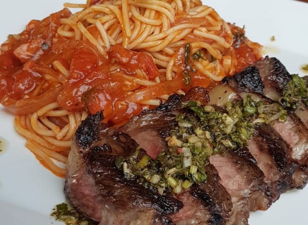 Baby Beef com Spaghetti do Brasa Prime. Foto: Lucas Nunes
