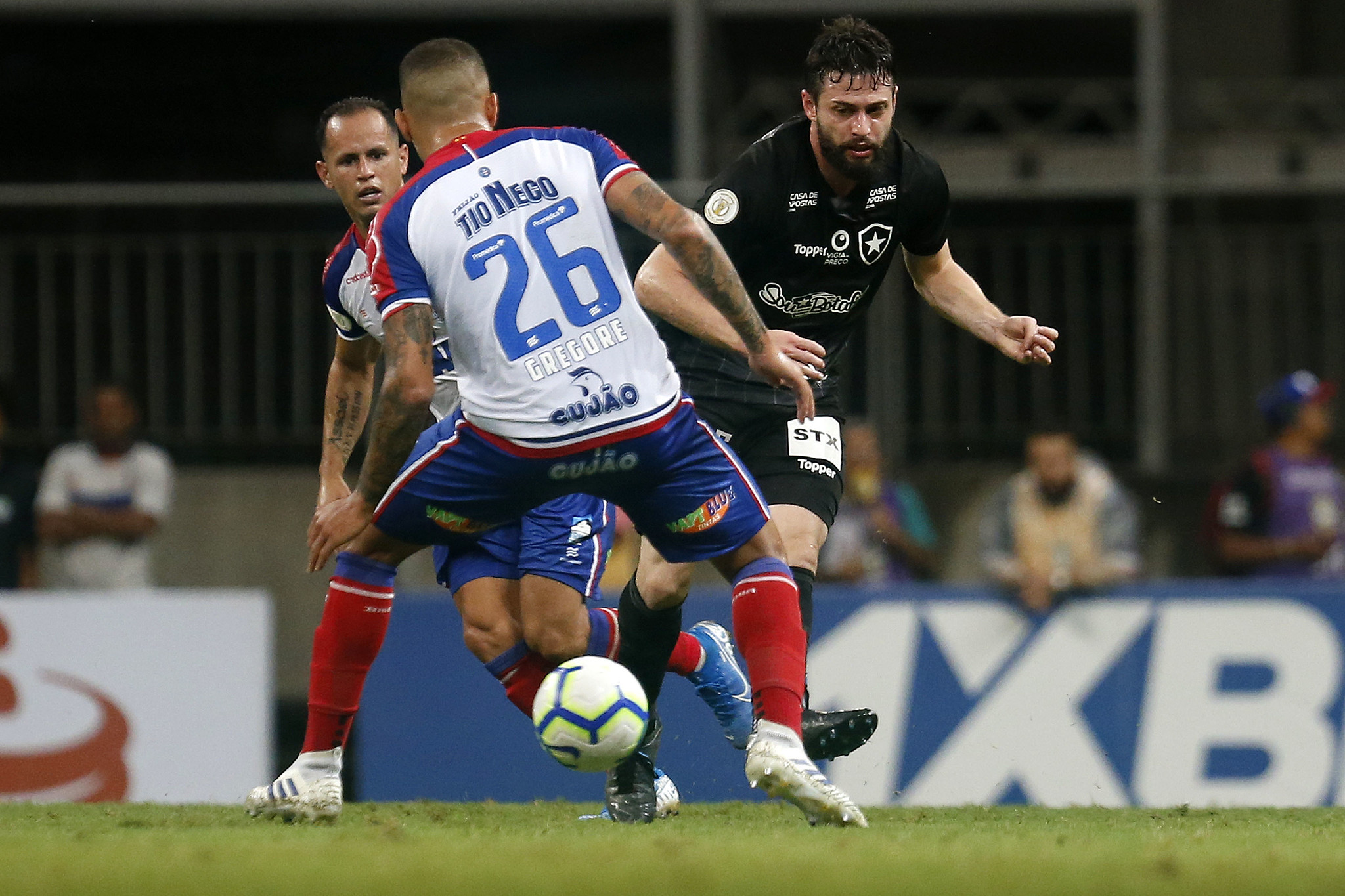 Bahia derrota o Botafogo na Fonte Nova e obtém a reabilitação no Brasileiro. Foto: Vitor Silva/Botafogo
