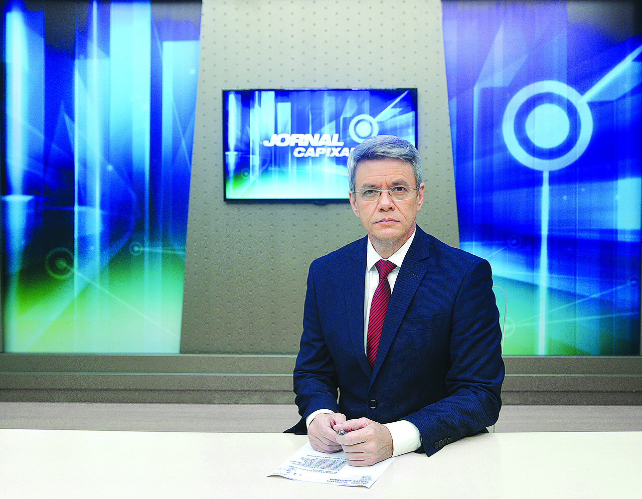 O apresentador Adriano Beraldi está presente na história da TV Capixaba desde o primeiro Jornal Capixaba. Foto: Chico Guedes