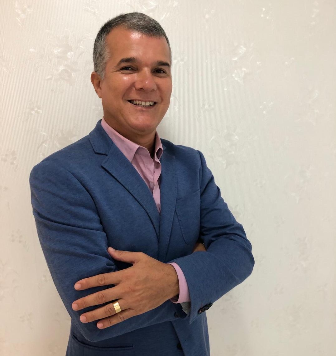 Preparando superfesta de 50 anos, o médico e amigo Adriano Batistuta. Foto: Arquivo Pessoal