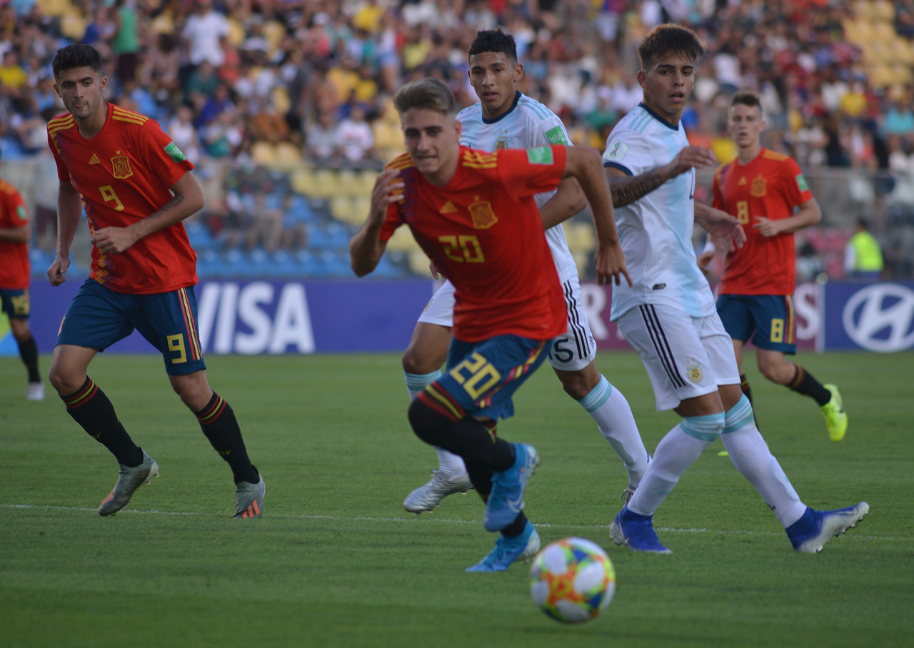 Espanha e Argentina não conseguiram sair do zero. Foto: Chico Guedes