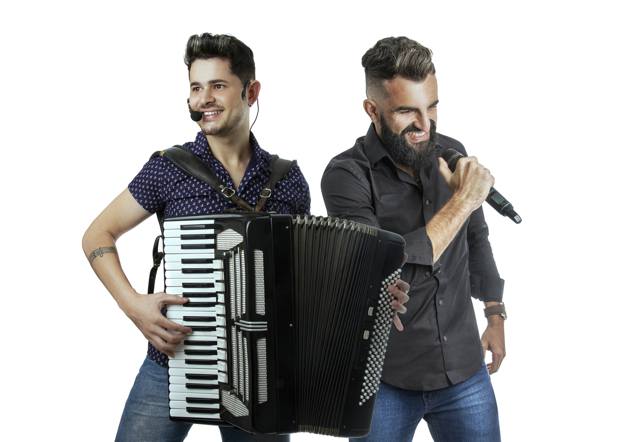 A dupla Erick e Eduardo faz show hoje no espaço. Foto: Divulgação