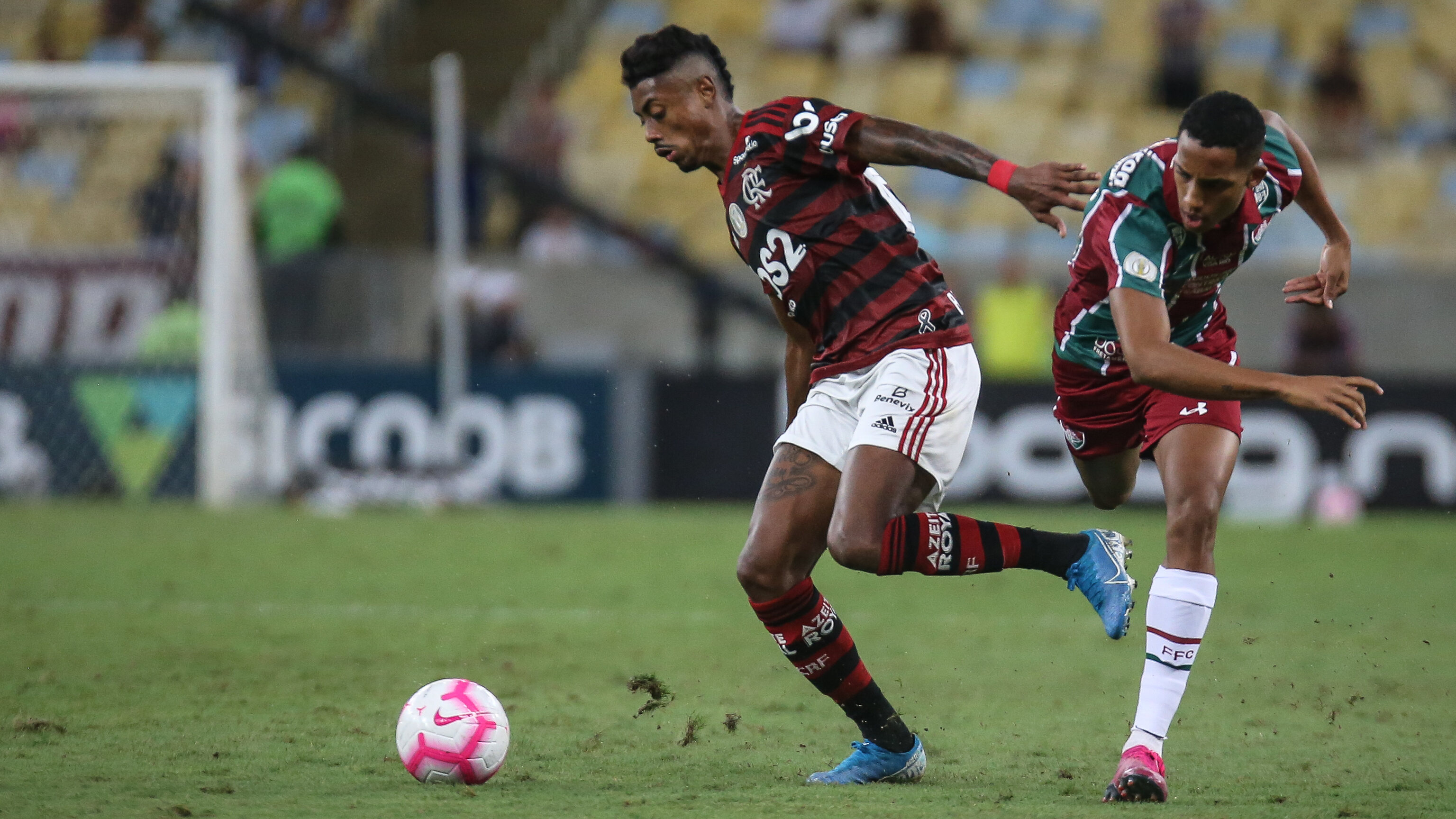 Bruno Henrique (foto) abriu o placar para o Flamengo logo no início da partida, aos três minutos do primeiro tempo, e Gerson ampliou na segunda etapa. Foto: Lucas Merçon/Fluminense F.C.