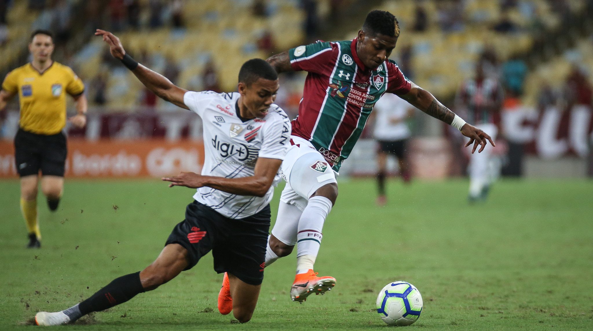 O Flu saiu na frente com gol de Frazan logo aos 3 minutos de jogo. Mas Madson empatou a partida aos 47 minutos do primeiro tempo e ampliou aos 24 da segunda etapa. Foto: Lucas Merçon/Fluminense FC