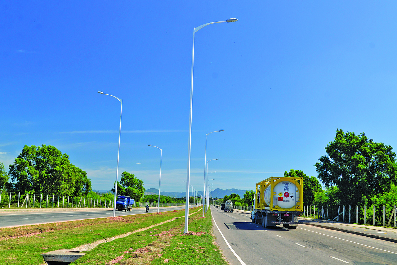 Previsão é de que postes de Vila Velha comecem a funcionar a partir de 20 de novembro. Foto: Divulgação/PMVV