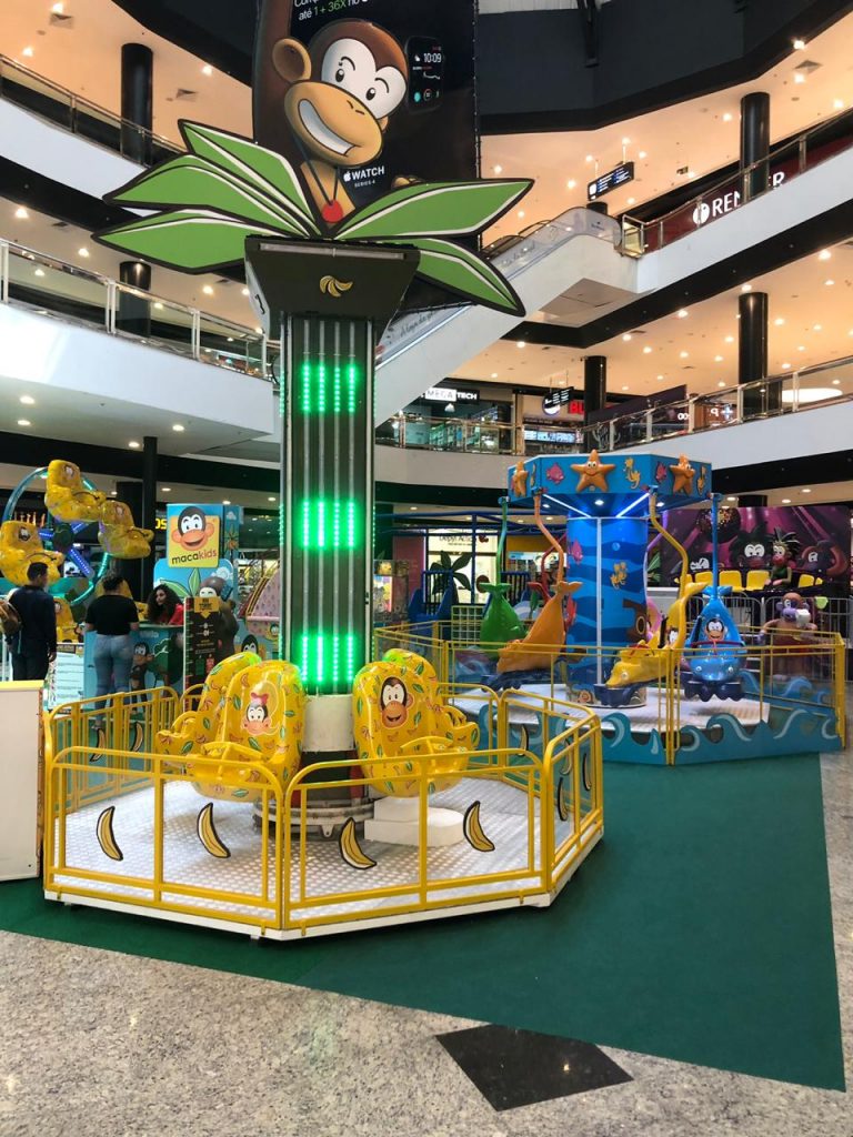 No Macakids Park, as crianças vão conhecer a minirroda gigante, praia de bolinhas e minitorre (foto) entre outras atividades. Foto: Divulgação