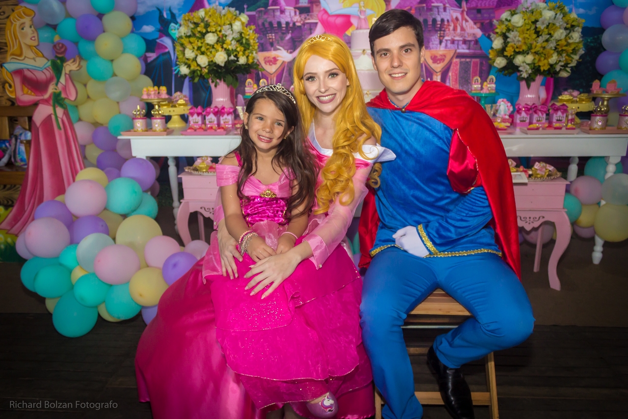 A princesa Valentina Dornellas, sobrinha de Bruna Dornellas, na comemoração dos seus 5 aninhos no último domingo, no Spettus Club. Foto: Richard Bolzan