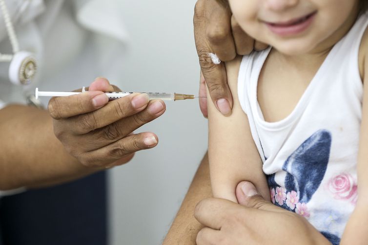 Influenza y sarampión: Menos del 20% de los niños en ES han sido vacunados