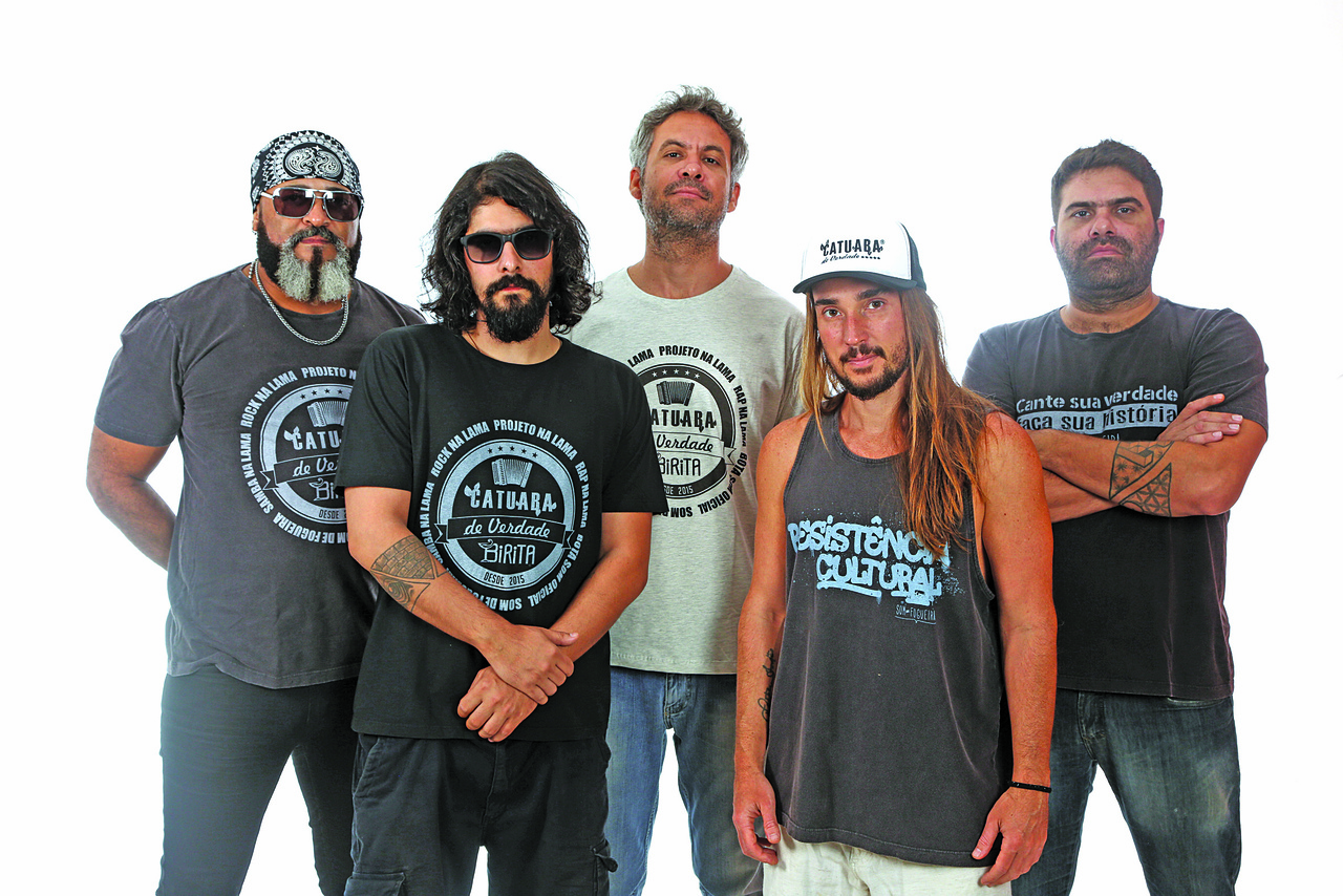 No domingo, a banda Som de Fogueira se apresenta no Rooftop da Praia. Foto: Divulgação