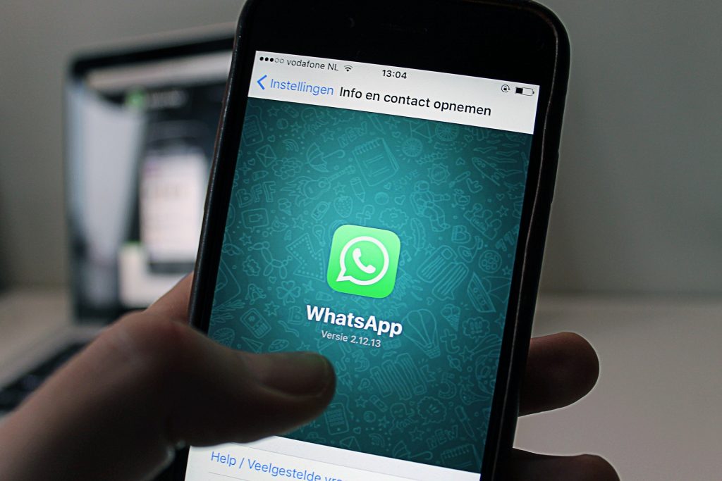 TSE investiga uso do whatsapp nas eleições 2018