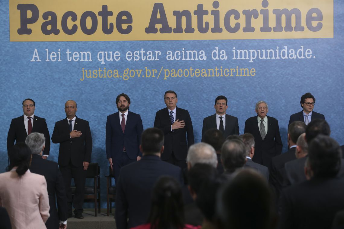 O presidente Jair Bolsonaro e o ministro da Justiça e Segurança Pública, Sergio Moro, participam do lançamento da campanha publicitária do Projeto Anticrime, do governo federal. Foto: Antonio Cruz/ Agência Brasil