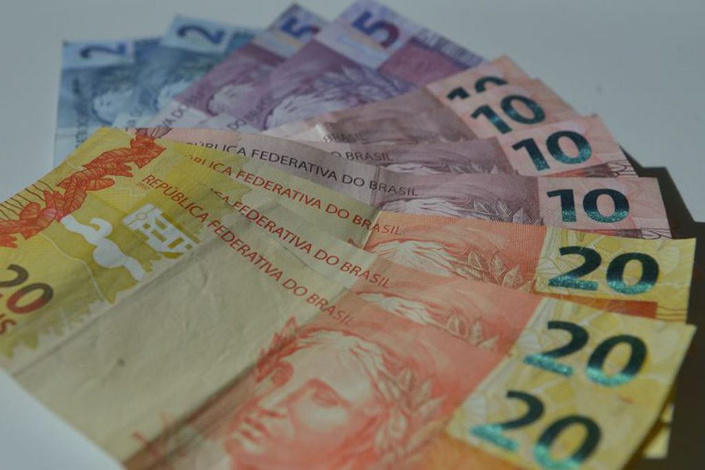 Para o Ministério da Economia, 13º de quem teve salário reduzido deve ser integral. Foto: João Geraldo Borges Júnior/Pixabay