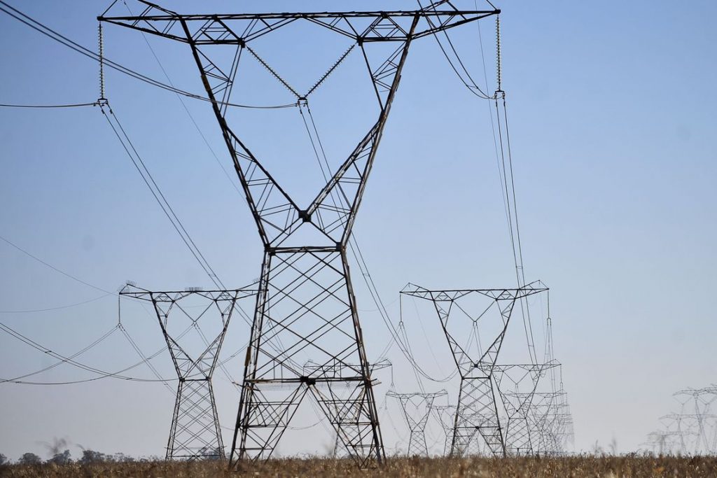 Linhas de transmissão de energia; energia elétrica; luz. Foto: Marcello Casal jr/Agência Brasil