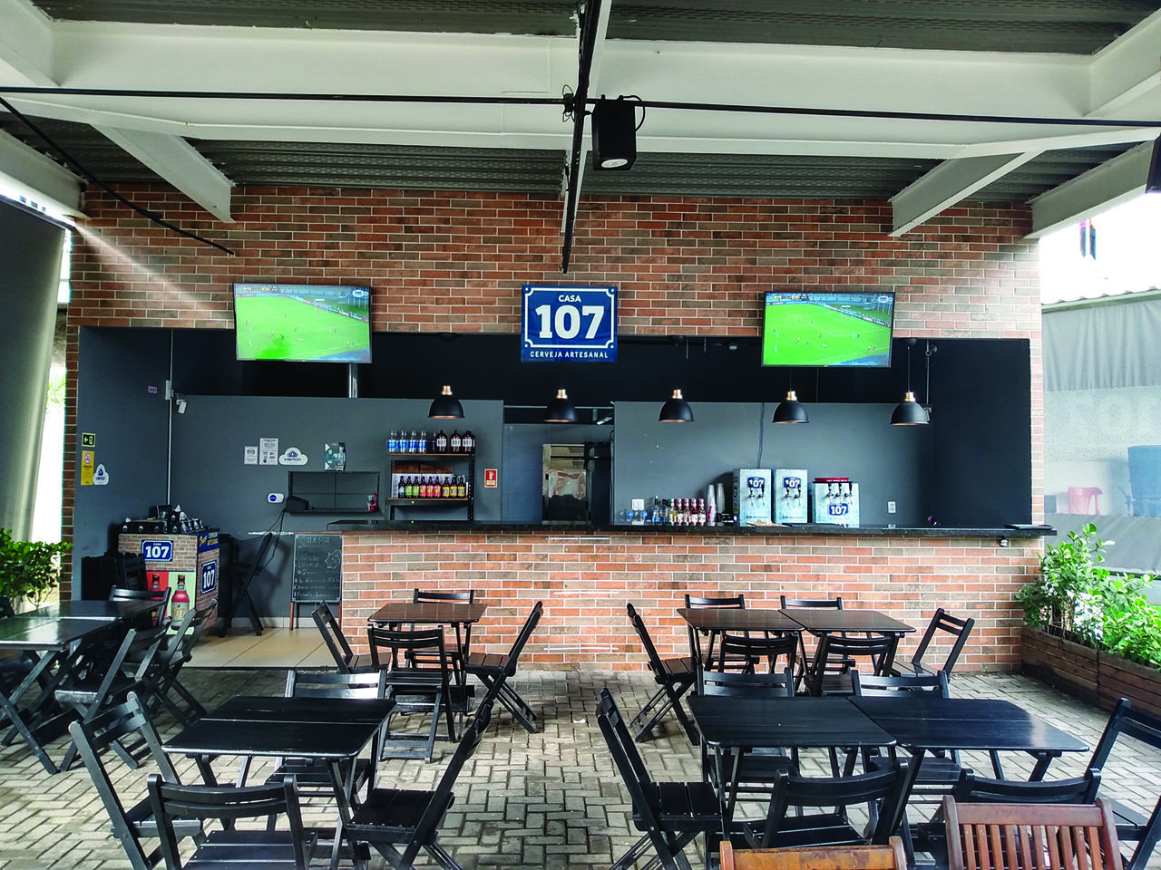 A Casa 107, no shopping Mestre Álvaro, vai exibir a partida. Foto: Divulgação