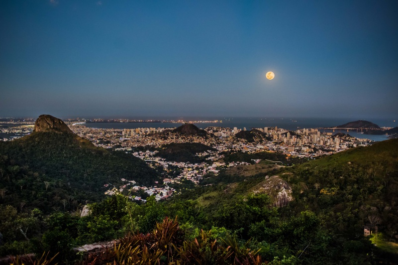 Visitantes terão a chance de apreciar o surgimento da lua cheia no Parque da Fonte Grande. Foto: Divulgação/Leonardo Silveira