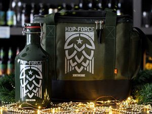 A bolsa térmica ajuda a manter a temperatura ideal da sua cerveja. Foto: Divulgação