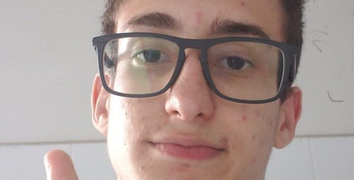 O estudante João Pedro Calenzani Marinho passou em primeiro lugar no processo seletivo do Ifes 2020. Foto: Arquivo Pessoal