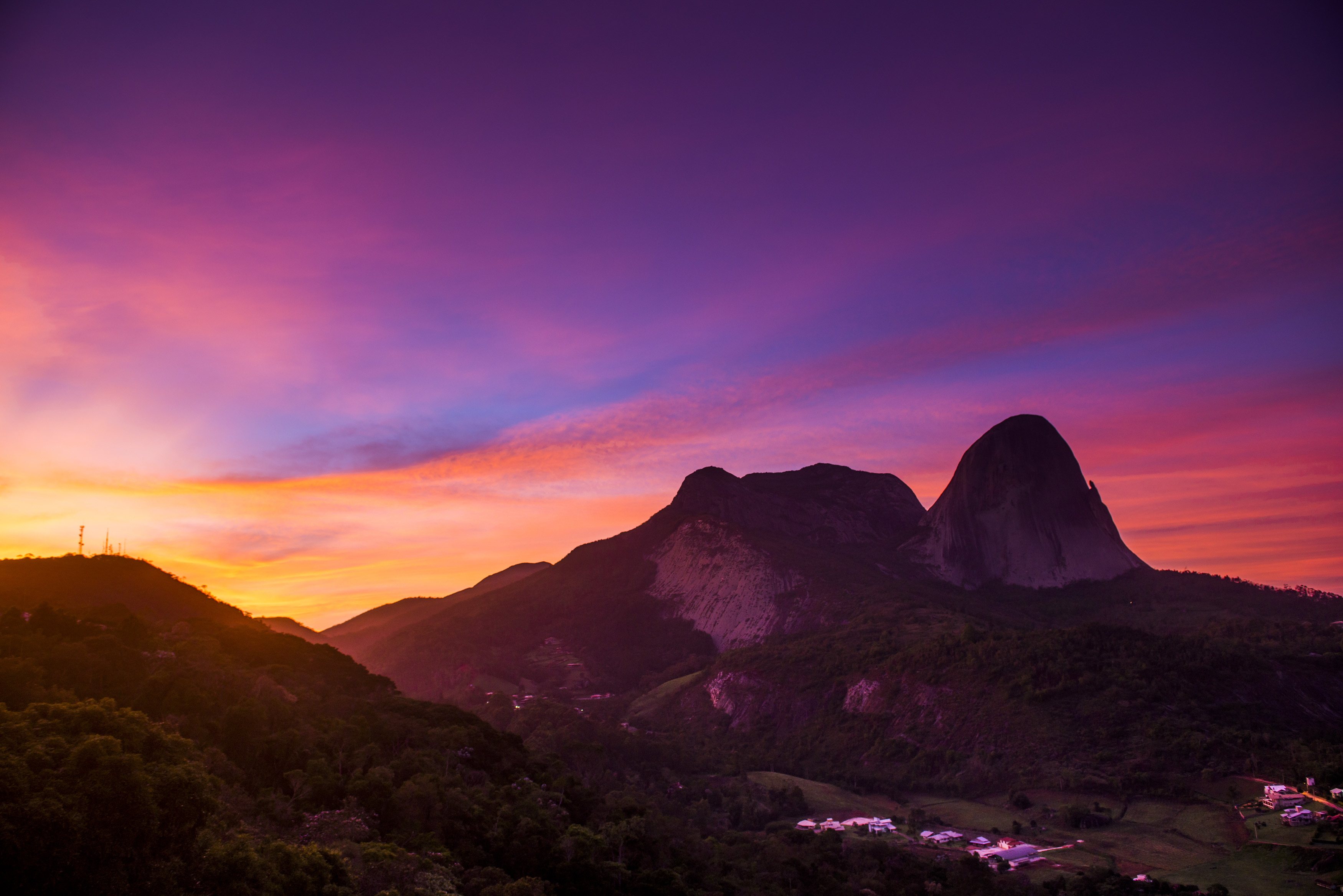 Vista da Pedra Azul, na região serrana do Estado. Foto: Gabriel/Lordêllo/Mosaico Imagem