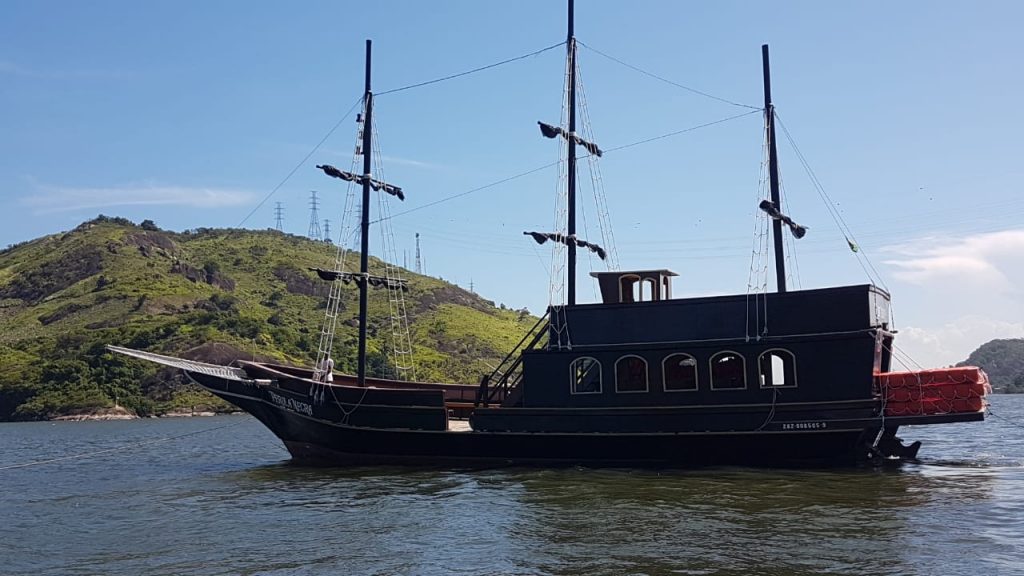 Barco Pirata "Pérola Negra" invade Vitória. Foto: Divulgação/Capixaba Tursismo