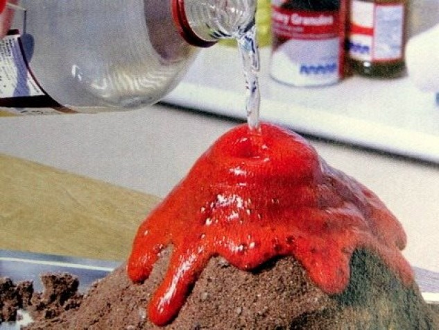 Experimento simula um vulcão explodindo. Foto: Creative Commons