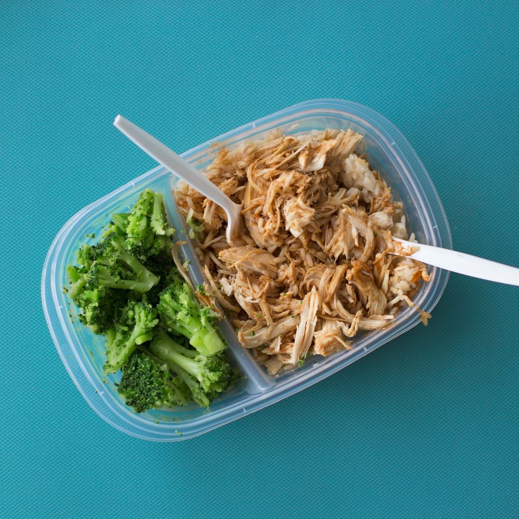 Opção de alimentação leve e saudável para praia. Foto: Pixabay