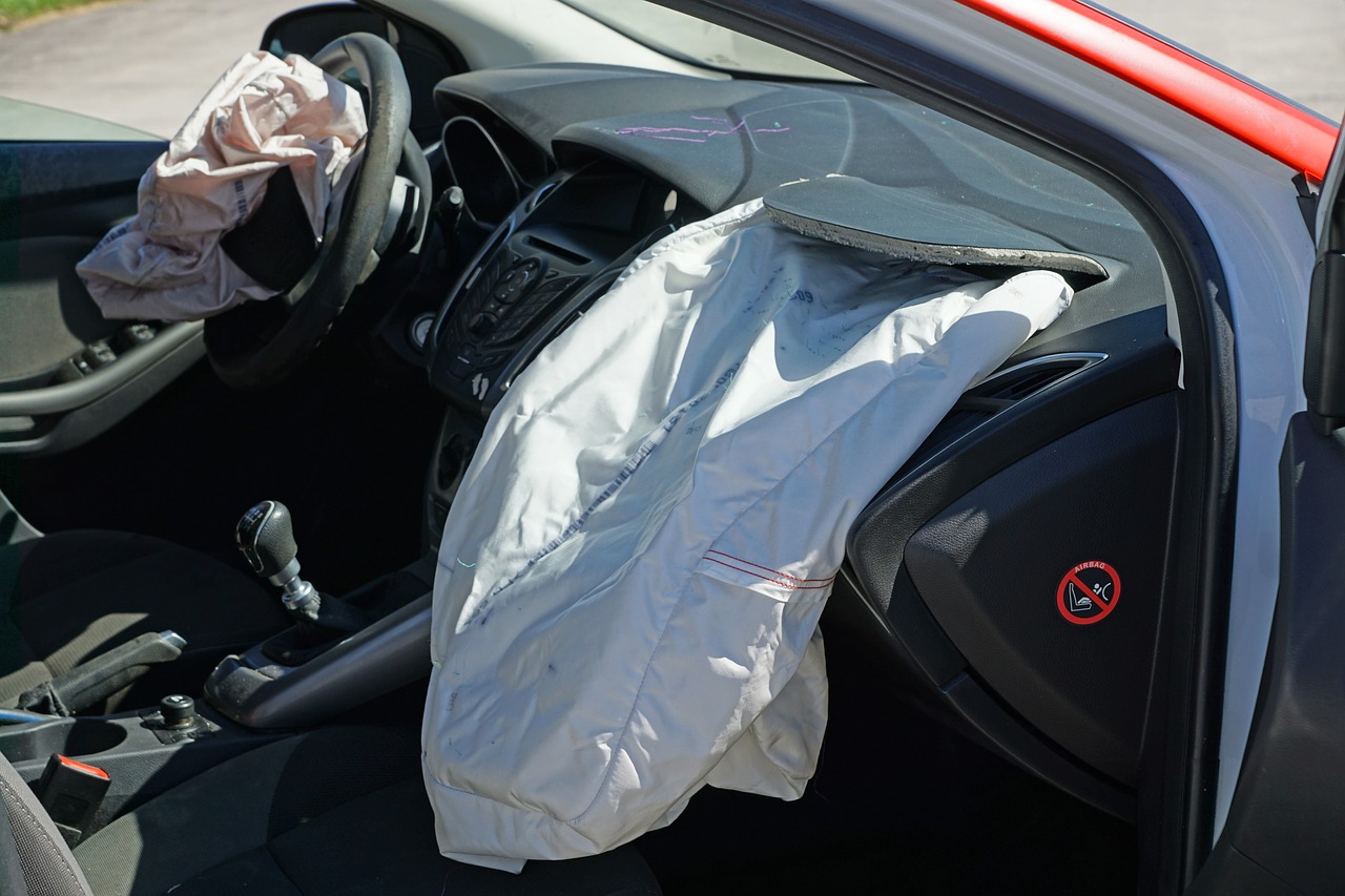 Defeito em airbag pode afetar 2,7 milhões de carros no país. Foto: Marcel Langthim/Pixabay