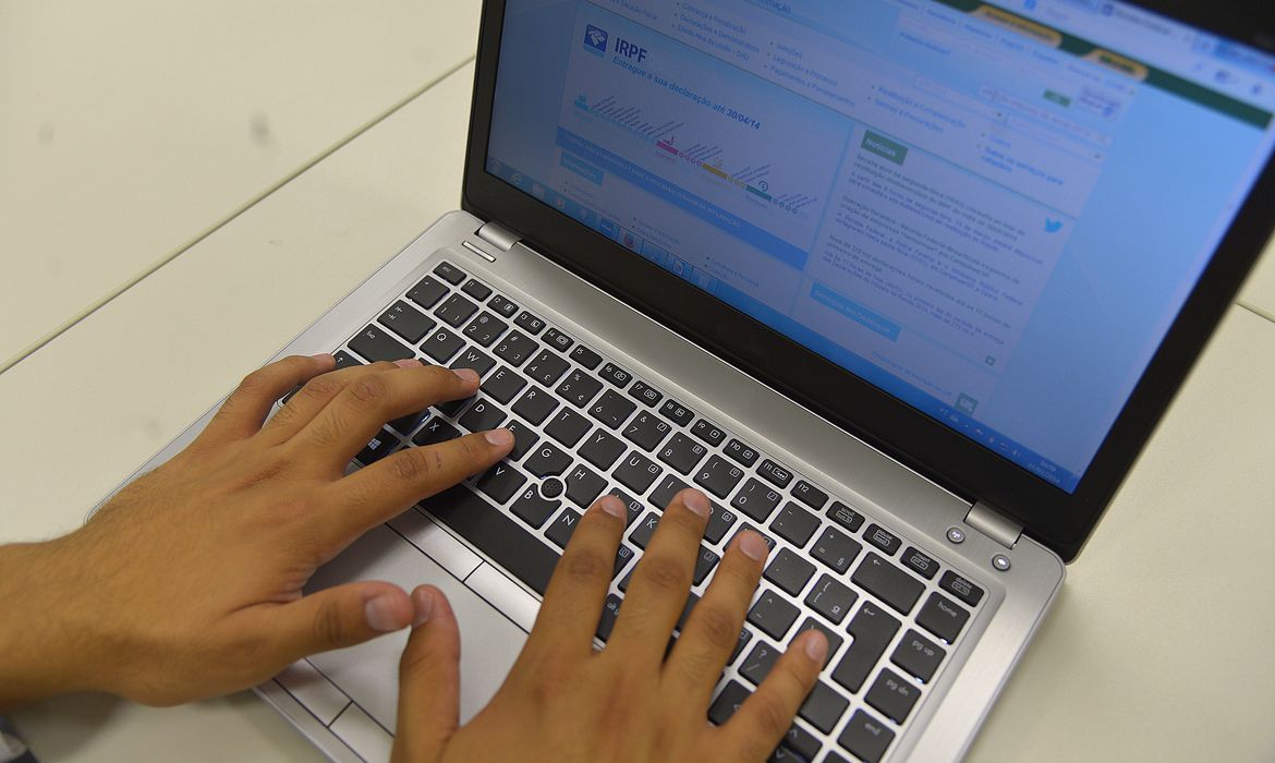 Receita libera consulta a lote residual de restituição do IR. Foto: Marcello Casal Jr./Agência Brasil