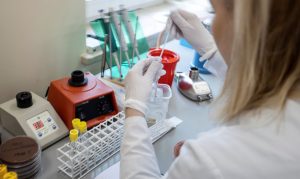 Estudo pode dar origem a teste capaz de prever se paciente com covid-19 será hospitalizado. Foto: Agência Brasil
