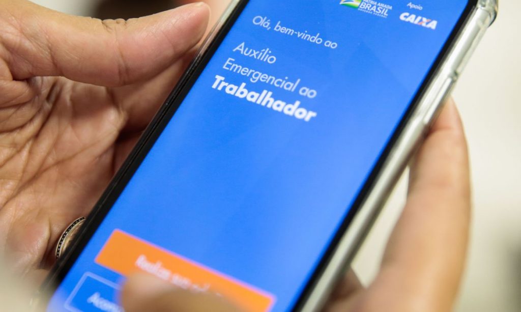 Caixa paga hoje auxílio emergencial a 3,6 milhões de beneficiários. Foto: Marcello Casal Jr/Agência Brasil