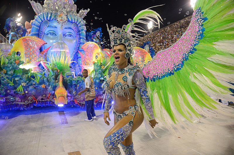 Cancelamento do Carnaval 2022 será avaliado pela Sesa e municípios. Foto: Agência Brasil