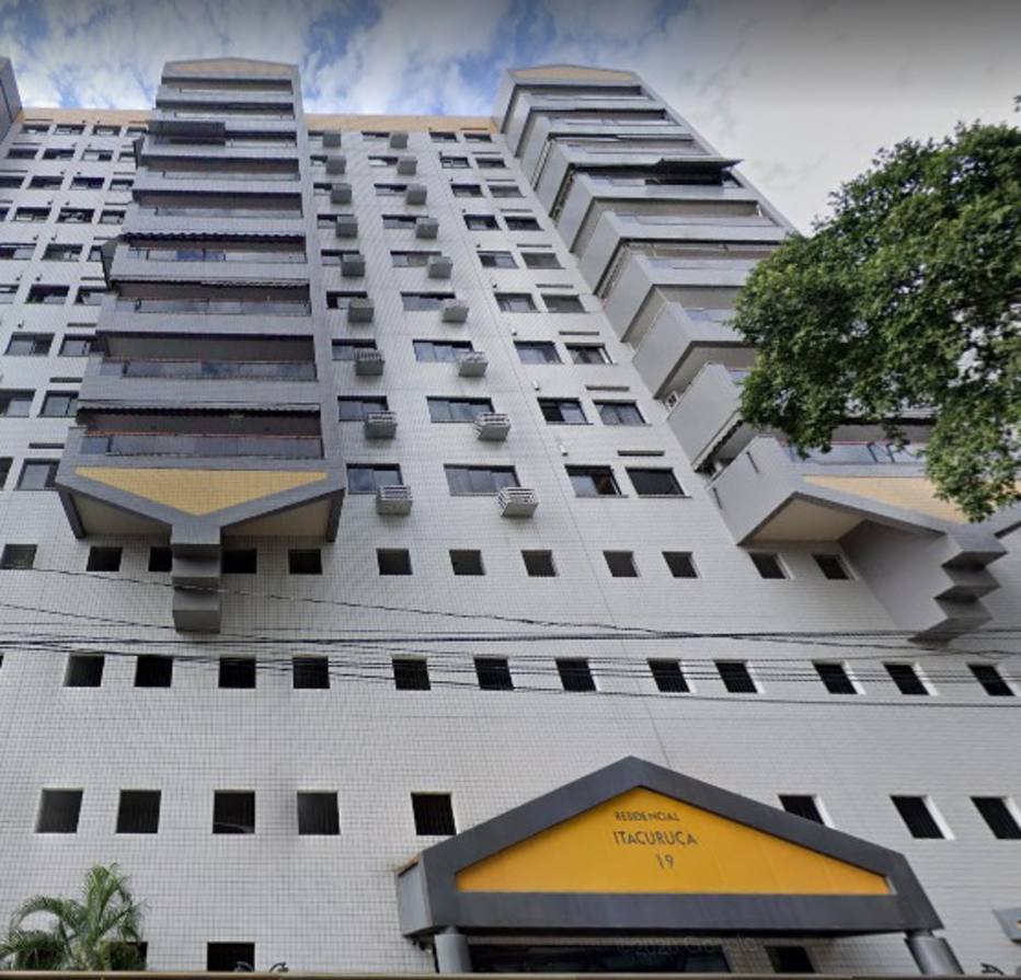 Apartamento comprado por Carlos Bolsonaro fica na Rua Itacuruçá, na Tijuca. Foto: Google Street View/ Reprodução