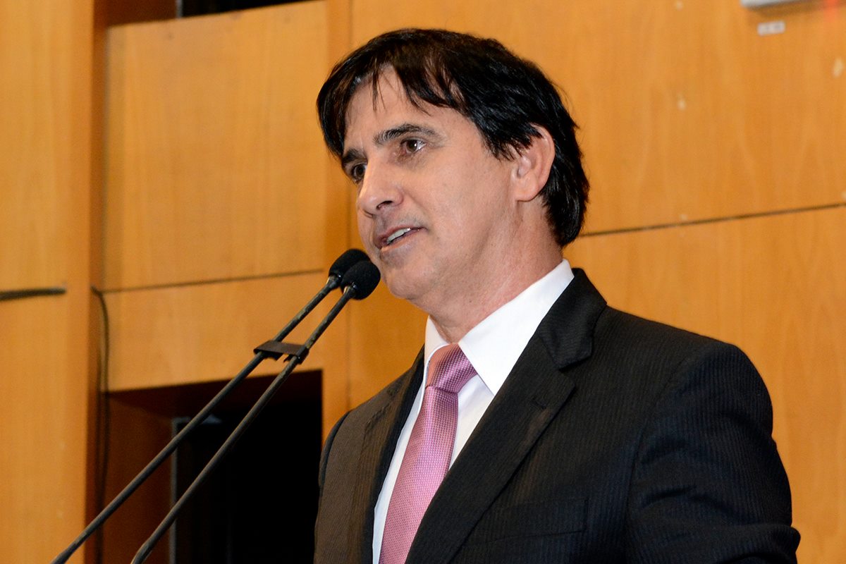 Edson Magalhães é prefeito de Guarapari e concorre a reeleição. Foto: Reprodução/Facebook
