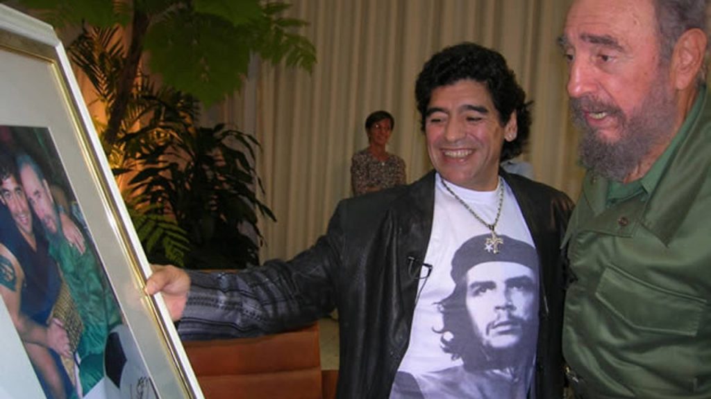 Diego Maradona e Fidel Castro (Crédito: Divulgação)