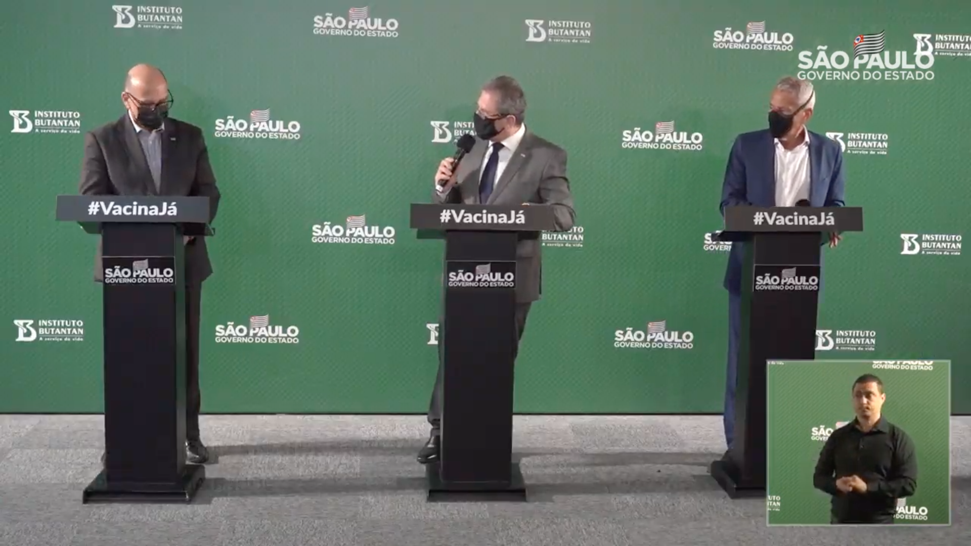 Dimas Covas, Jean Gorinchteyn e João Gabbardo em coletiva de imprensa sobre Fase 3 da Coronavac (Reprodução: Youtube)
