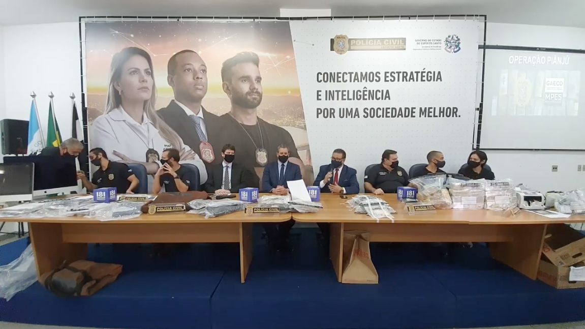 Coletiva de imprensa concedida pela Polícia Civil na manhã desta quinta-feira (17). Foto: Reprodução/Governo do ES
