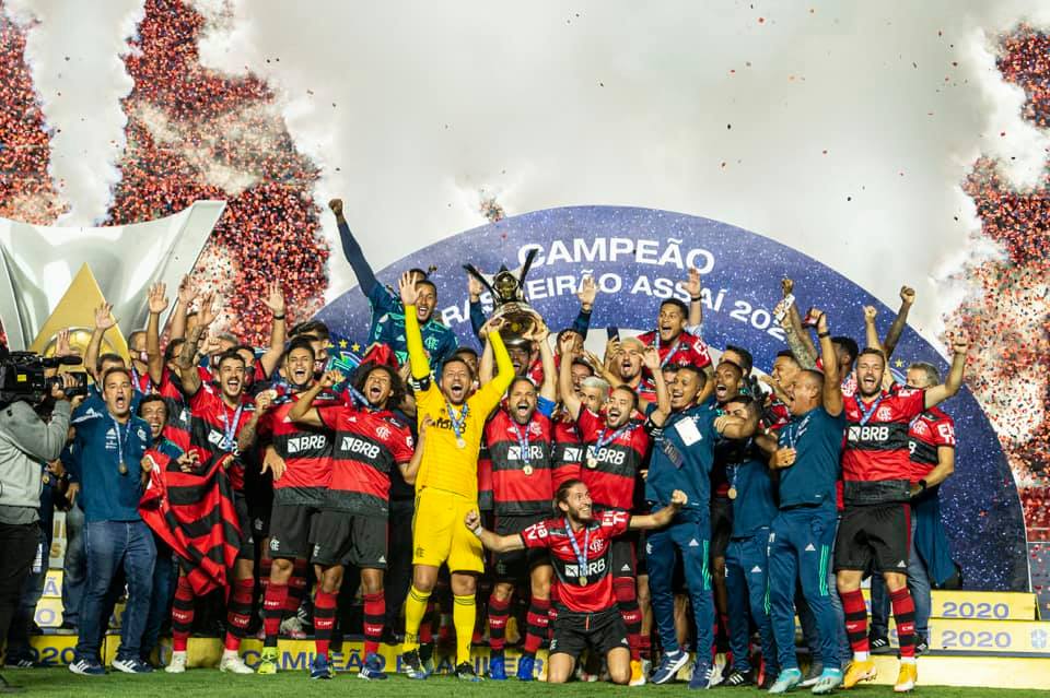 Apesar do revés no placar, o Flamengo conquistou seu oitavo título nacional e o bicampeonato consecutivo. Foto: Alexandre Vidal/CRF