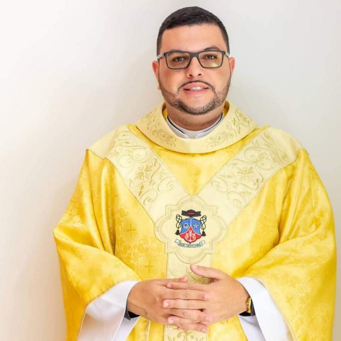Padre Kleber Santos. Foto: Divulgação/Paróquia São Francisco de Assis