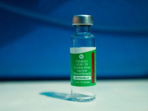 Vacina de Oxford Astrazeneca contra a covid-19. Foto: Tânia Rêgo/Agência Brasil