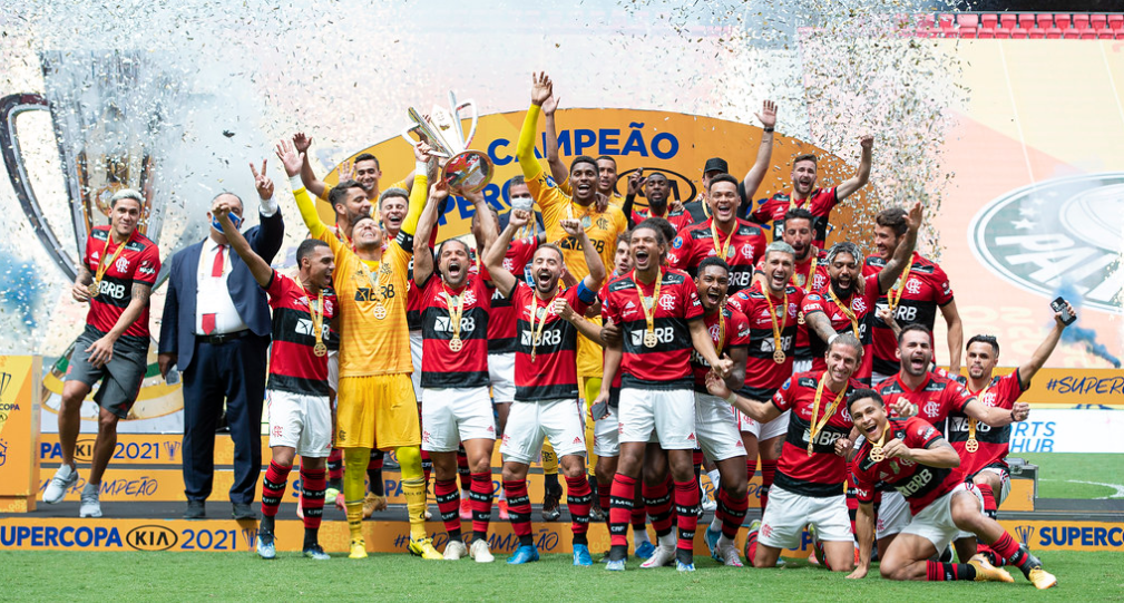 Flamengo vence Palmeiras nos pênaltis e é bicampeão da Supercopa do Brasil. Foto: Alexandre Vidal/Flamengo