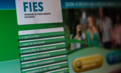 Em 2021, o Fies tem a oferta de 93 mil vagas. Nesta seleção do segundo semestre, estão disponíveis 69 mil vagas distribuídas em 23.320 cursos. Foto: Marcello Casal Jr./Agência Brasil