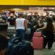 Clientes que compraram passagens da ITA para voar na última sexta, 17, e sábado, 18, esperaram em Guarulhos por solução. Foto: Redes Sociais/Reprodução
