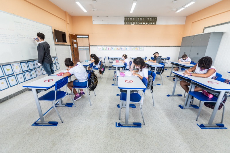 Última semana de matrículas para o Ensino Fundamental e a EJA em Vitória. Foto: Jansen Lube/PMV